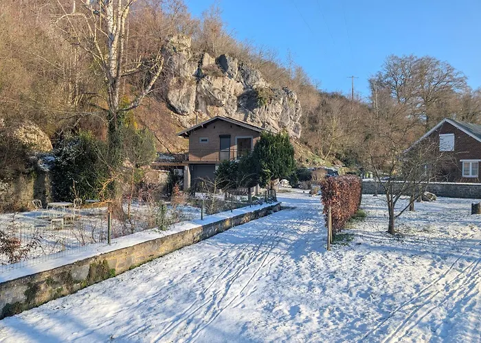 Holiday home Des Quairelles - Nature & Lacs De L'eau D'heure *